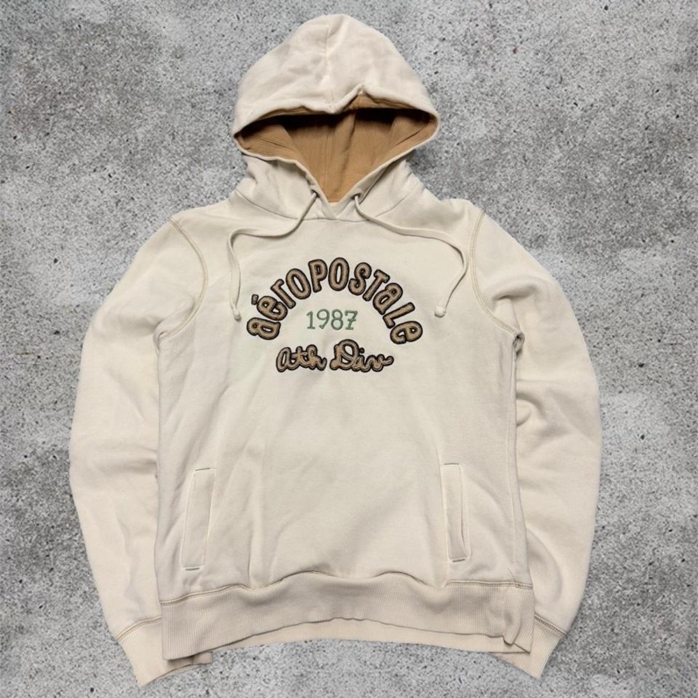 Vintage Y2K Aeropostale Women's Fitted Hoodie